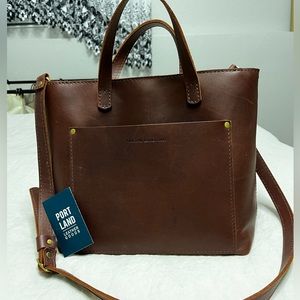 Portland Leather Goods Medium Zip Crossbody in Cognac | MAKE AN OFFER 🫶🏻